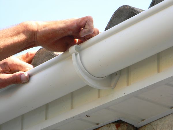 Plastic Gutter Repair in Tuscaloosa